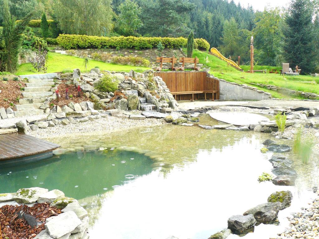 Hotel Zlaty Orel Остравице Экстерьер фото